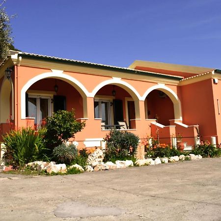 Green Hill Cottage Sinarádes Buitenkant foto