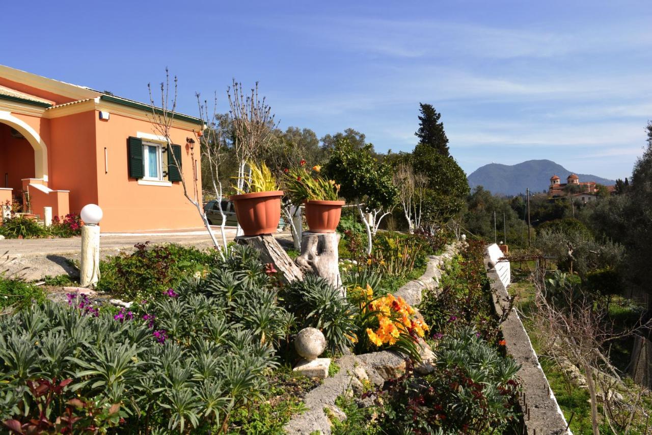 Green Hill Cottage Sinarádes Buitenkant foto